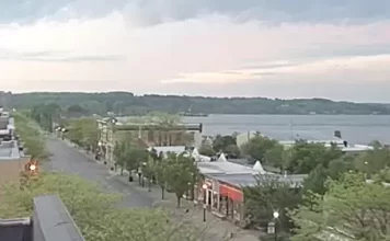 Live Frankfort, Michigan Downtown Webcam New