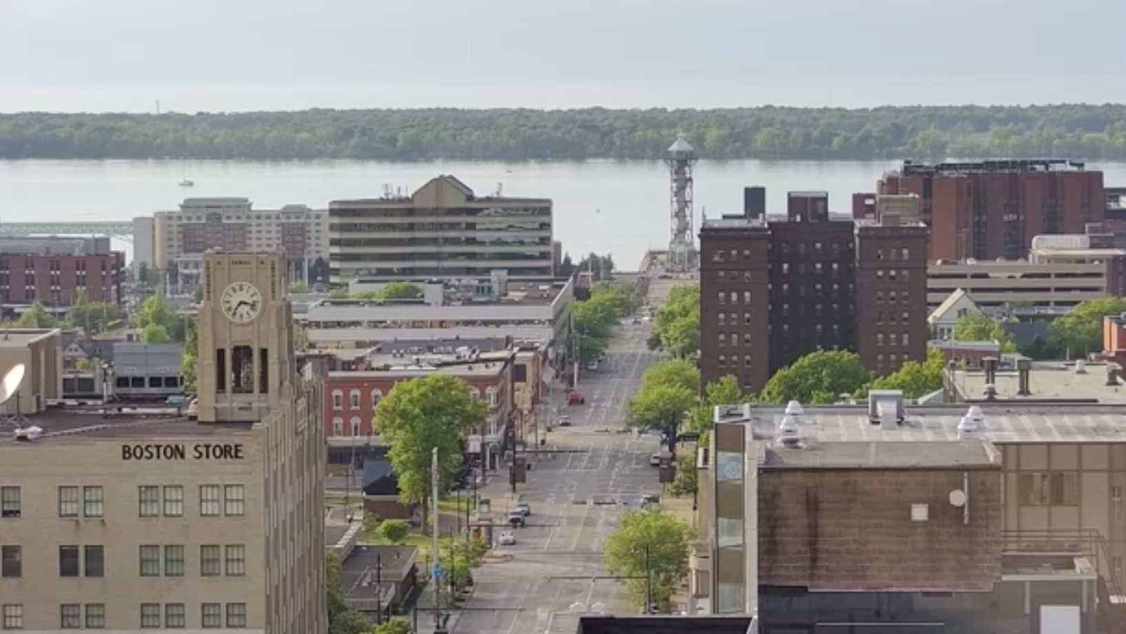Erie, Pennsylvania Live Webcam Renaissance Centre Town