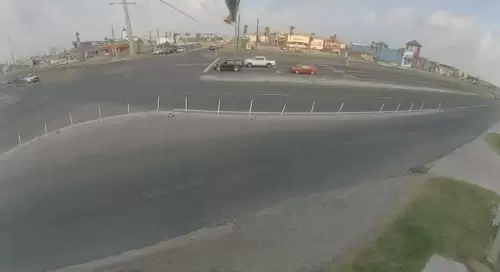 Corpus Christi Live Traffic Webcam at Commodores & Park Rd 22