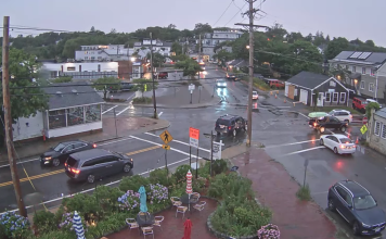 Vineyard Haven Downtown Live Webcam Video - Tisbury, Ma