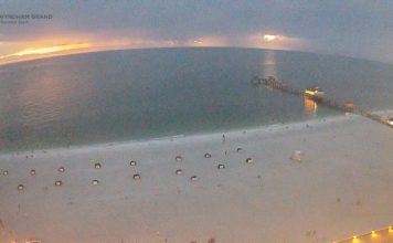Wyndham Clearwater Beach Live Webcam - Florida, Usa