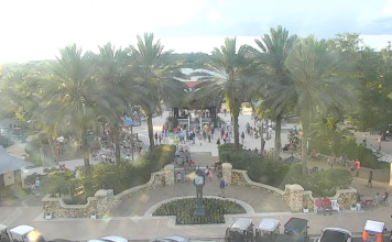 Lake Sumter Market Square Live Webcam The Villages, Florida
