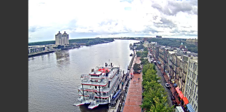 River Street Savannah River Live Webcam - Georgia