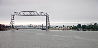 Duluth Harbor Pier B Live Webcam - Minnesota, Usa