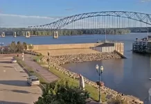 Port Of Dubuque, Iowa Live Webcam New Julien Dubuque Bridge
