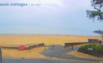 Appley Beach Isle Of Wight Webcam - Town Of Ryde, Uk
