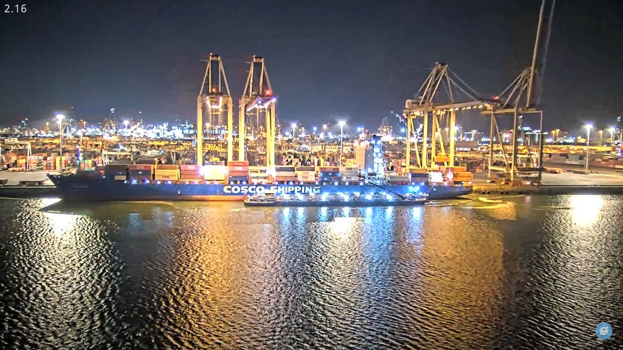 Port of Rotterdam Live Webcam – Container Ships