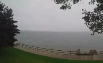 Tawas Bay Live Webcam New East Tawas, Michigan