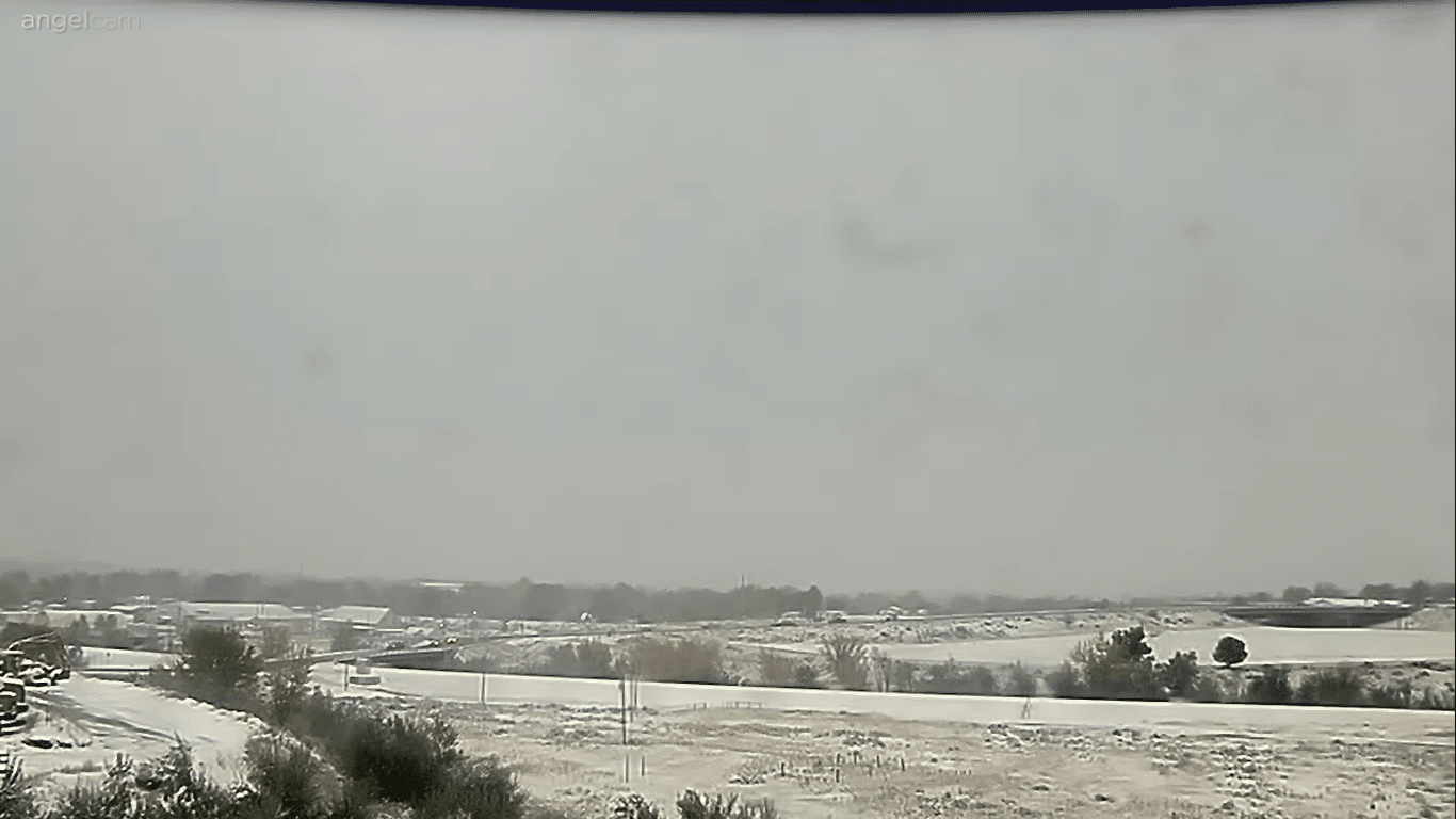 Mills, Wyoming Live Weather Webcam