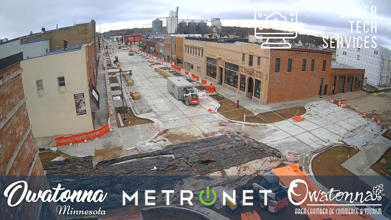 Live Downtown Webcam Owatonna, Minnesota