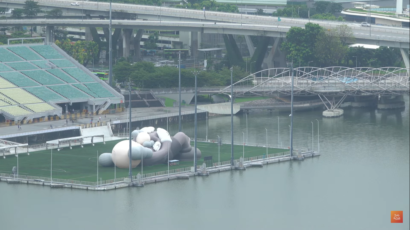 Giant Kaws Marina Bay Webcam – Singapore