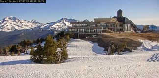 Mt Bachelor Webcam - Oregon's Central Cascades