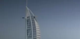 Burj Al Arab (برج العرب) Live Webcam Dubai, United Arab Emirates (uae)