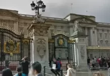 Buckingham Palace Webcam