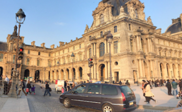 Louvre Museum Live Webcam Tour