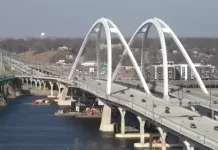 Interstate 74 Bridge Moline, Illinois Webcam