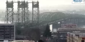Vancouver, Washington I-5 Bridge Live Webcam