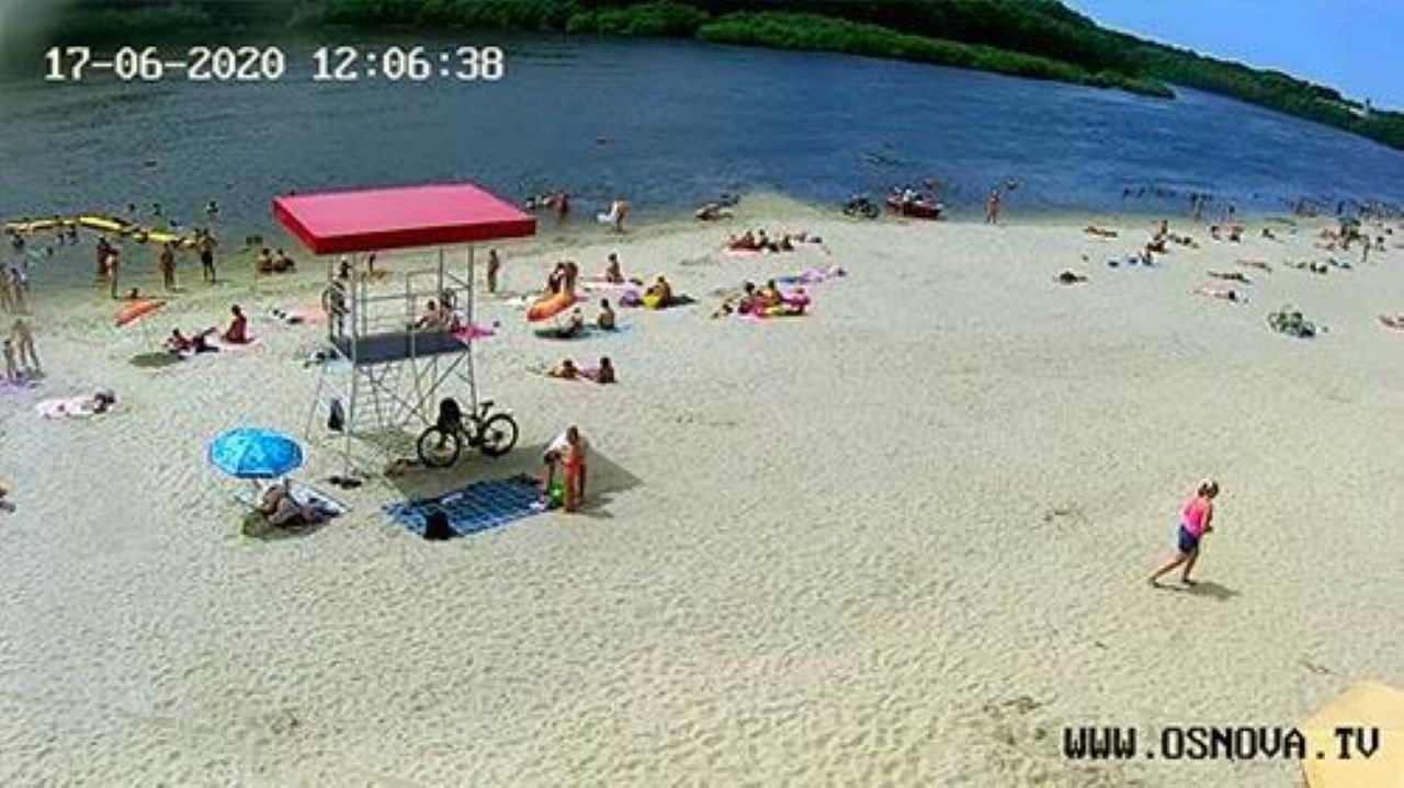 Gold Bank City Beach Live Webcam – Chernihiv, Ukraine
