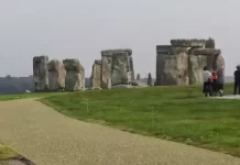 Stonehenge Live Webcam