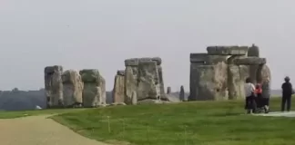 Stonehenge Live Webcam