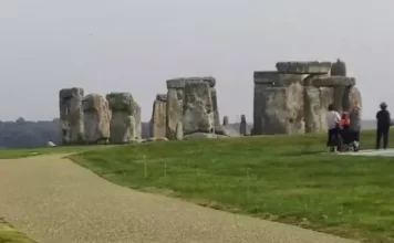 Stonehenge Live Webcam