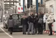 Ukraine Romania Border Live Webcams, Refugees Flee Russian War Assault