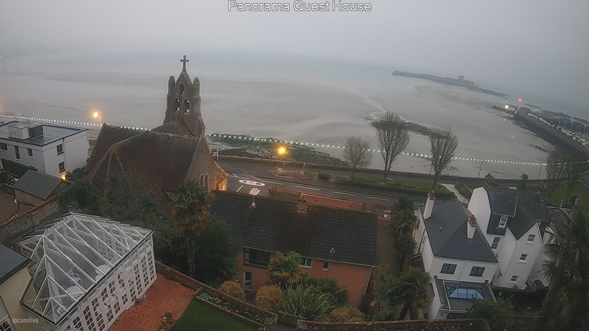 Saint Aubin’s Bay Webcam, Jersey | Live Video