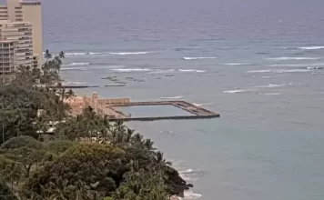 Waikiki Beach Marriott Resort & Spa Webcam