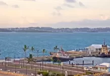 Port Of Bermuda Live Webcam | King's Wharf