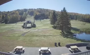 Mohawk Mountain Ski Area Resort Webcam | Cornwall , Ct