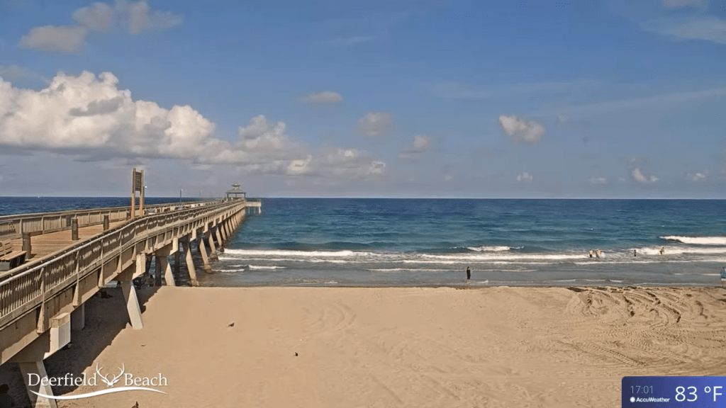 NEW Underwater Deerfield Beach Live Camera