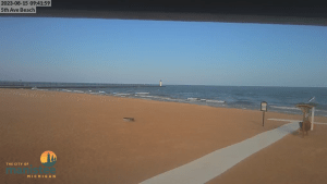 Manistee Beach Cam - Mi