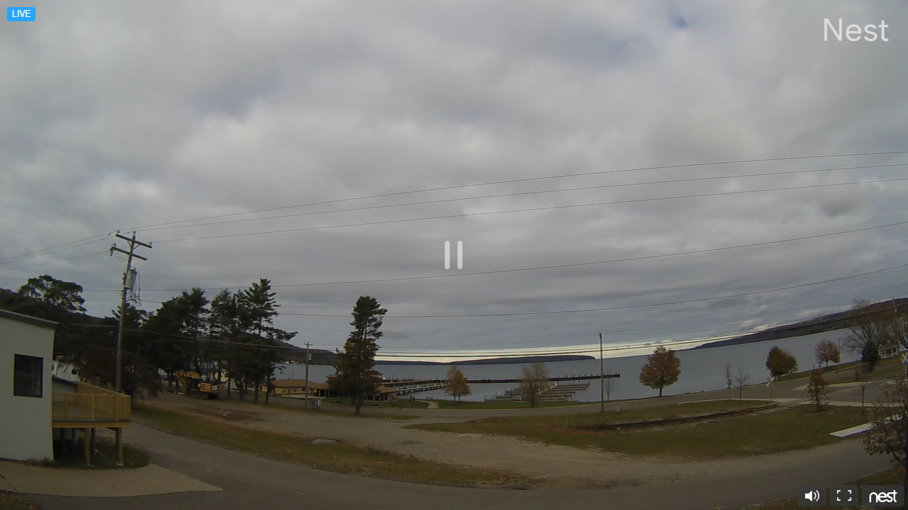 Webcams Munising Michigan – Island in the Lake