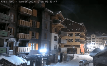 Les Arcs 1950 Webcam - Ski Resort Neighborhood