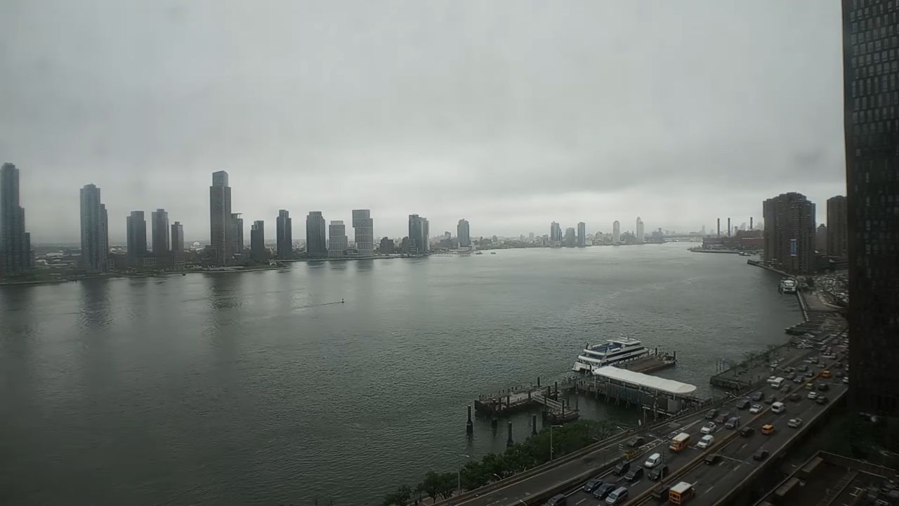 East 34th Street Ferry Live Webcam – NYC