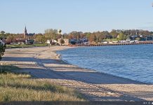 Algoma Harbor Webcam | Wisconsin