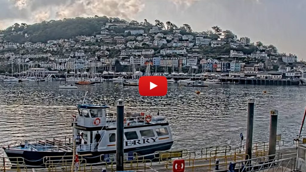 Dartmouth Devon Webcam - Embankment Bistro | Live Video
