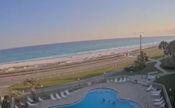 Maravilla Miramar Beach Cam | Florida | Live Video