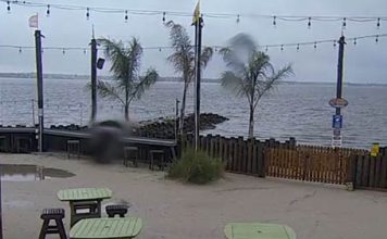 Paradise Grill - Long Neck, Delaware | Live Webcam Video