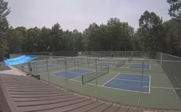 Pentwater Webcam | Pickleball Courts | Live Video