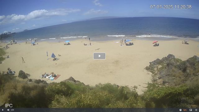 Charley Young Beach Webcam - Kihei, Maui, Hawaii - Video