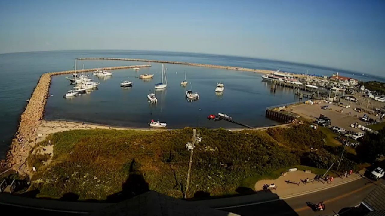 National Hotel Live Video Webcam – Block Island, RI