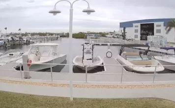 Four Winds Marina Webcam - Bokeelia, Fl Video