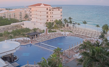 Live Webcam Grand Residences Riviera Cancun - Puerto Morelos, Q.r., Mx