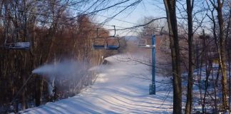 Mount Southington Live Webcam - Ski Area - Plantsville, Ct