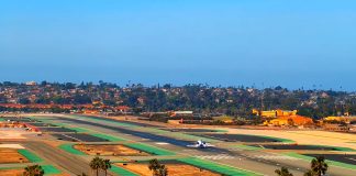 San Diego Lindbergh Airport - Live Webcam Facing The Bay