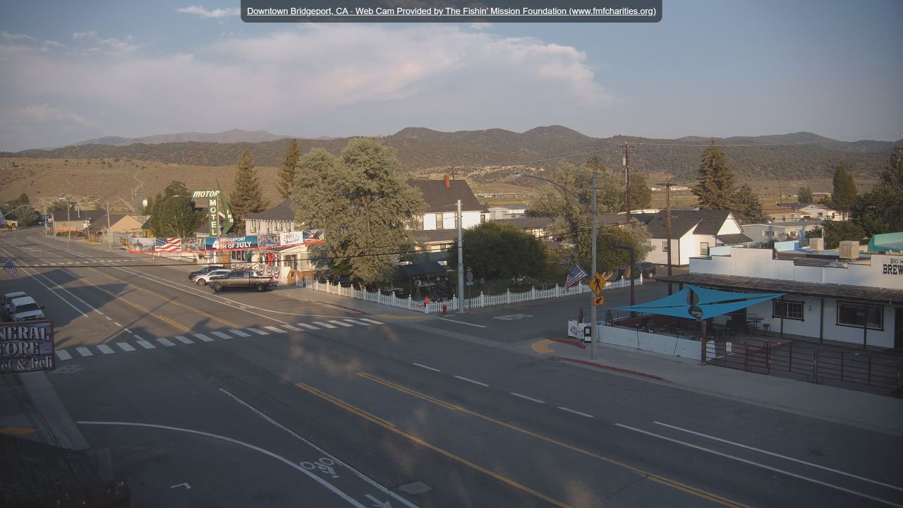 Live Webcam Bridgeport, CA – Downtown