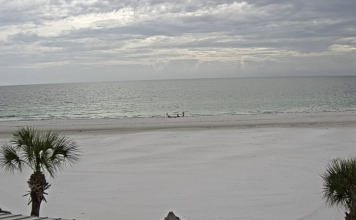 Hideaway Sands Webcam - St Pete Beach, Florida