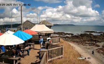 Live Webcam Hannafore Kiosk - Beach - Looe, Cornwall, England