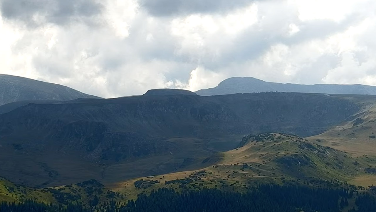 Live Views from Transalpina Ski Resort Webcam